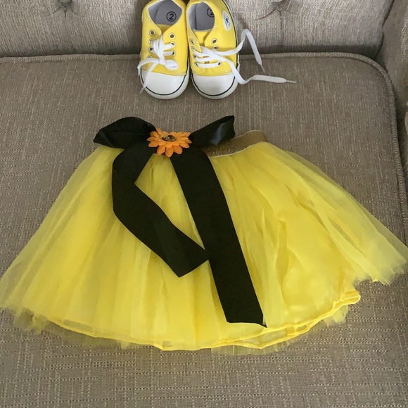 Baby Girl’s One Year Birthday Outfit - Picture 11 of 11